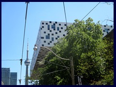 Toronto Bus Tour 198 - Sharp Centre for Design